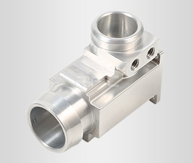 CNC加工中心驅(qū)動高品質(zhì)零件制造